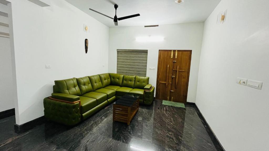Fully equipped kitchen villa rental Kerala